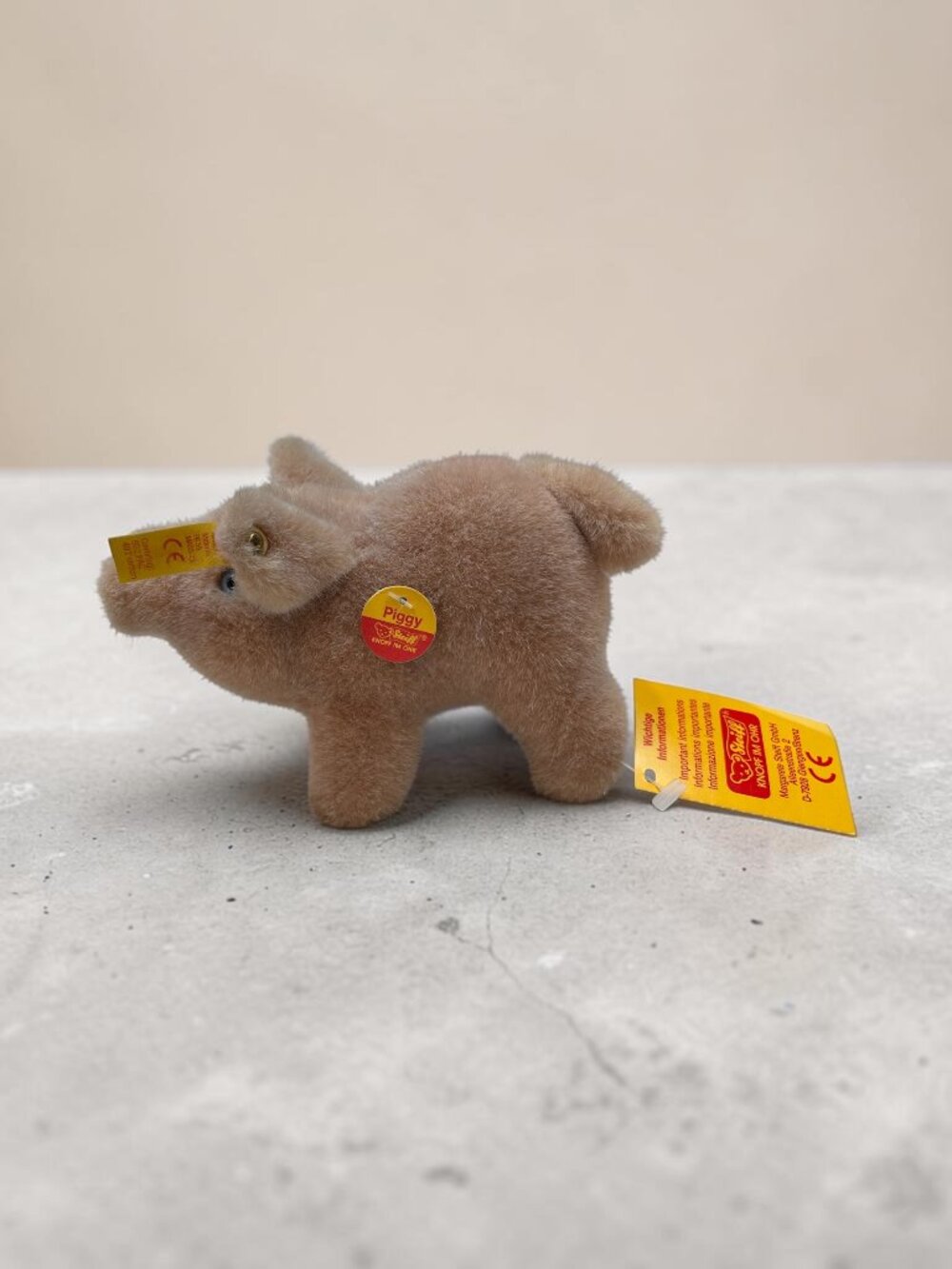 Steiff Piggy Schwein Pig Collectible